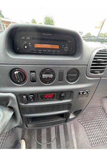 Imagen 13 de 25 de Mercedes-benz Sprinter 2008 2.1 313 Combi 3550 11+1 Lujo