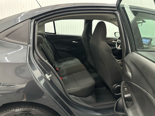 Chevrolet Onix plus 1.0 Lt 4p