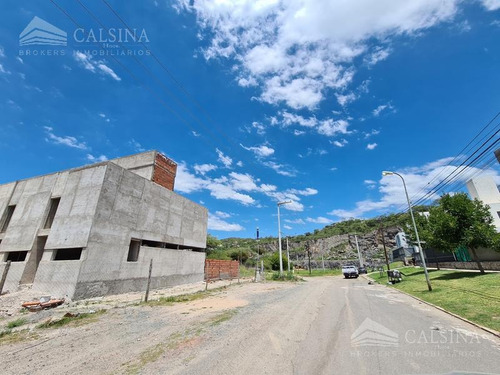 Imagen 18 de 21 de Duplex Y Departamentos En Venta - Los Prados Ii - La Calera - Vista A La Laguna!!!