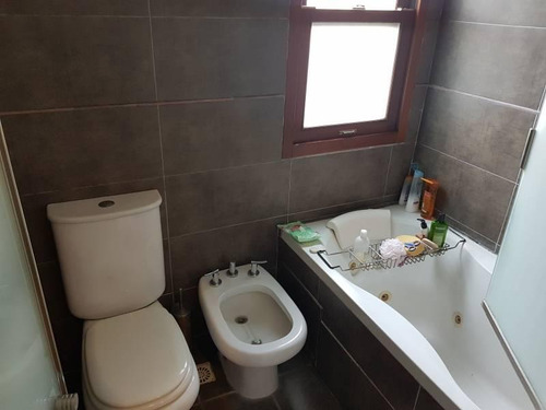 Imagen 21 de 27 de Venta De Casa 4 Ambientes En Hurlingham