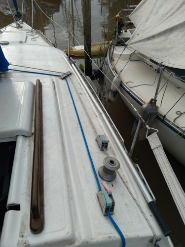 Imagen 5 de 15 de Velero Laser 750