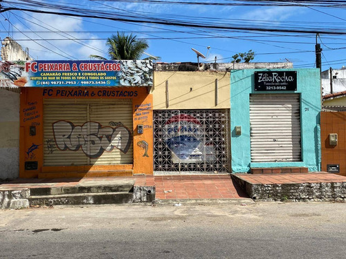 Casa Com Terreno E 02 Pontos Comerciais À Venda - 320m² - Lagoa Nova - Natal/rn - Ca0133