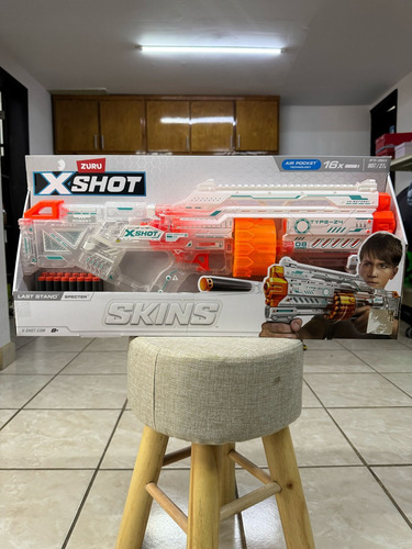 Zuru Xshot Varios Modelos 16 Dardos Blanco Skins