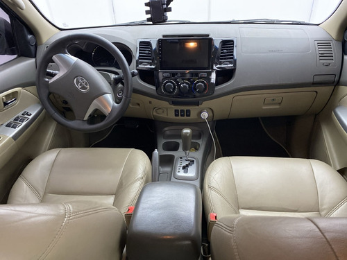 Toyota Fortuner 2.7 Urbana 4x2