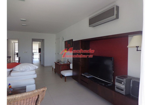 Imagen 5 de 25 de Apartamento En Venta Y Venta, Rincon Del Indio 2 Dormitorios, Con Parrillero Propio