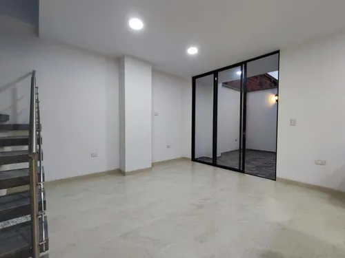 Casa En Arriendo En Niza. Cod A30425