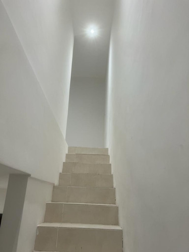 Duplex 3 Ambientes Tortugas Norte, De Vicenzo Grande Pilar