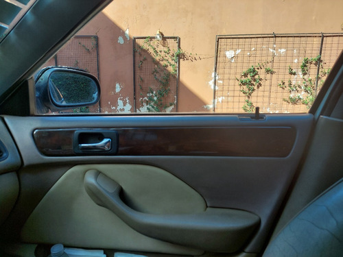 Imagen 10 de 24 de Rover 620 Si 1997