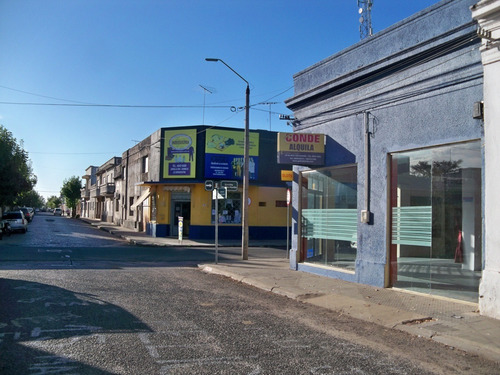 Imagen 3 de 9 de Locales Comerciales Alquiler Carmelo