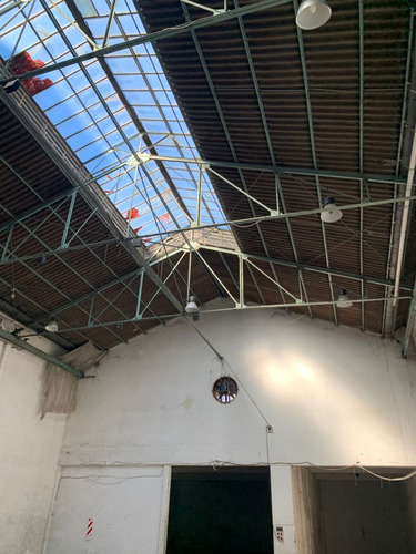 Alquiler Depósito De 1400 M2 En Balvanera, Once