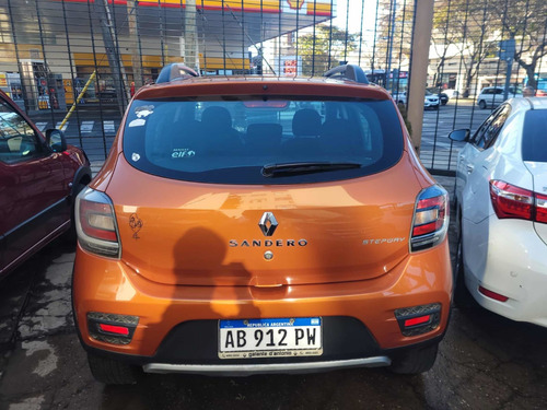 Imagen 9 de 15 de Renault Sandero Stepway 1.6dynamique C/gnc Anticipo Y Cuotas