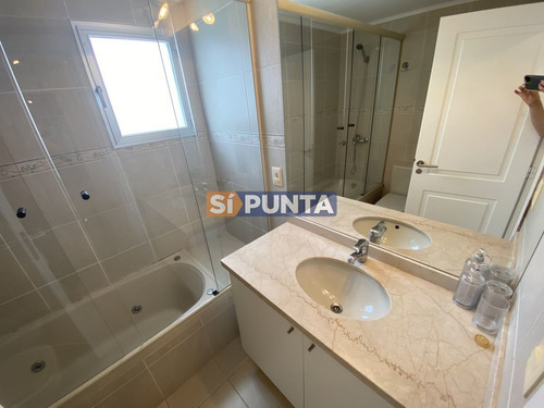 Imagen 12 de 22 de Apartamento En Alquiler - Peninsula