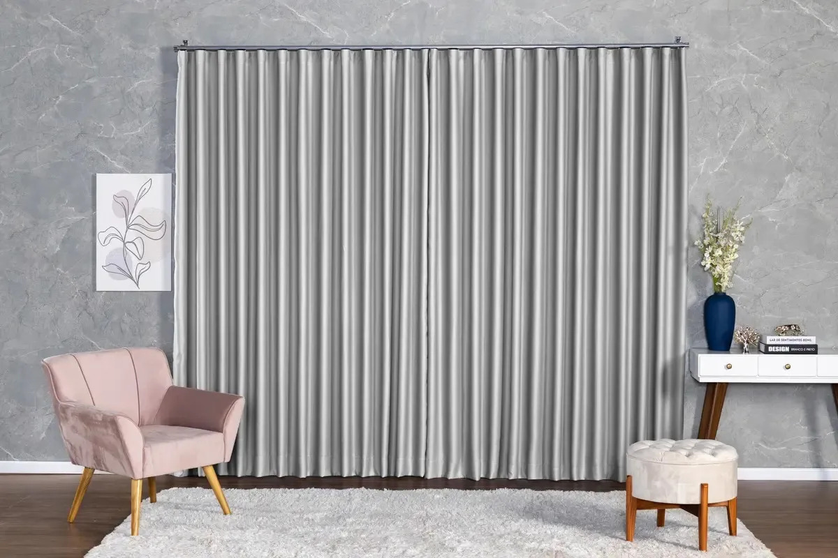 Cortina Blackout Tecido 2,80x2,30 Para Trilho Suiço Cor Gelo