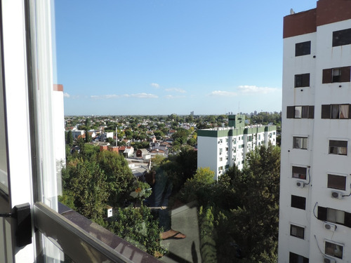 Venta 4 Amb. Bª Cerrado - Las Flores 1600 - Wilde T. 27