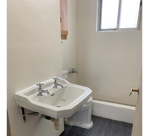 Acogedora Casa En Zona Villa Universidad Católica!
