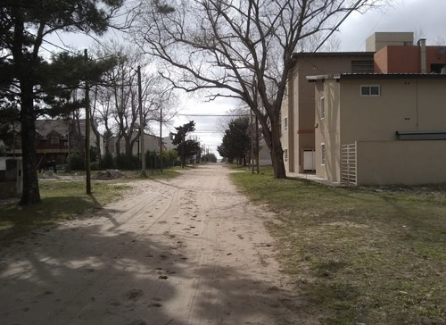 Imagen 3 de 12 de Departamento En Costa Azul A Dos Cuadras Del Mar