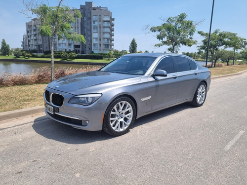 BMW Serie 7 4.8 750i Premium 407cv