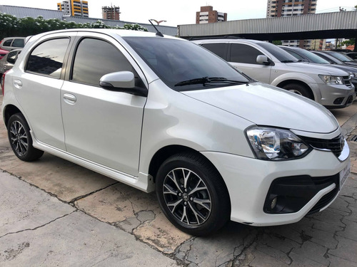 Toyota Etios 1.5 Platinum 16v Flex 4p Automático