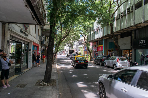 Cochera A La Venta En El Centro De Rosario, Calle San Luis.