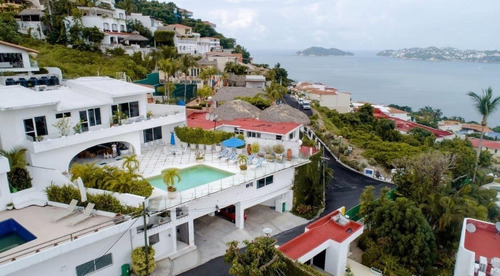 Casa Residencial, Zona De Acapulco Diamante,  Las Brisas 2. Vista Unica.                                                  Dae.