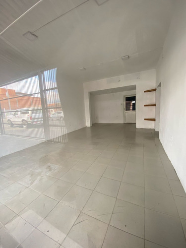 Imagen 15 de 30 de #@edificio En Venta Zona Oste Barquisimeto Con Oficinas Y Apartamentos Fgr 23-4060#@