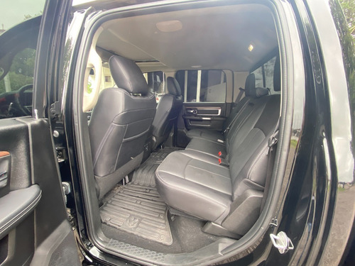 Ram 1500 Laramie V8