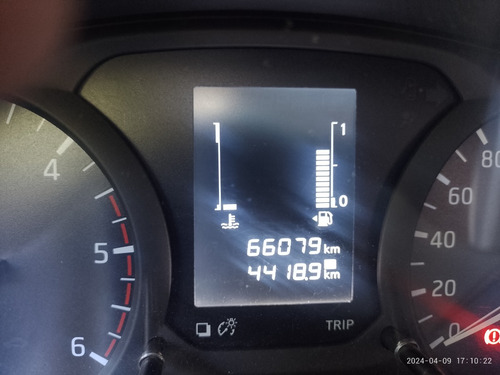 Nissan Frontier 2.3 Se Cd 4x2 Mt
