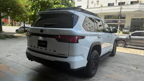 Toyota Sequoia 3.5 V6 Trd Pro