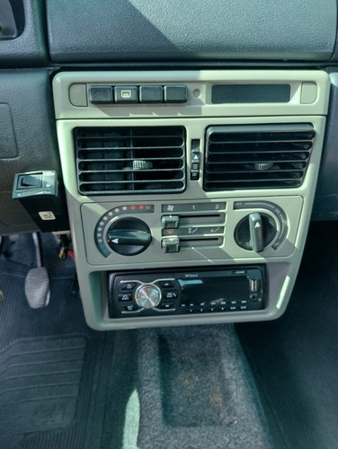 Imagem 5 de 11 de Fiat Uno Mille 2006 1.0 Fire 3p