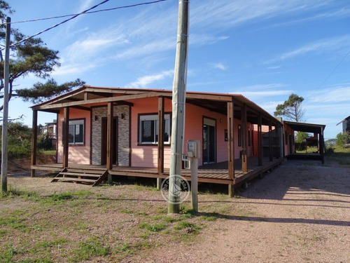 Belmar Y Sisol En Punta Del Diablo