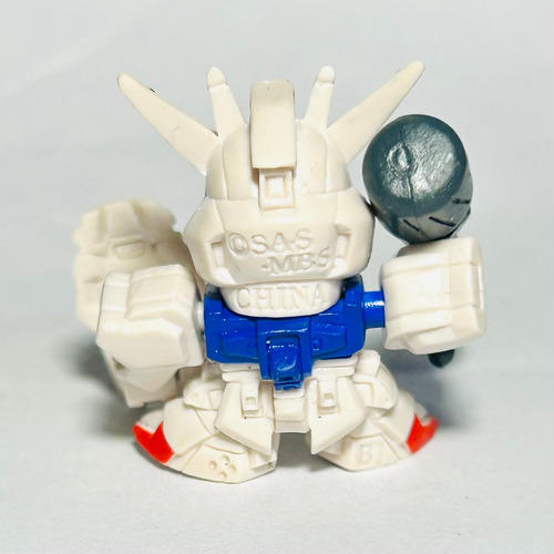 Figura Mobile Suit Gundam - Gat-x105 Strike Gundam - Sd