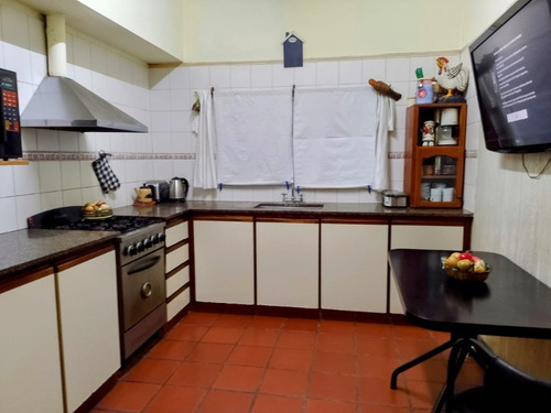 Venta Chalet 4 Ambientes, 3 Dormitorios, Garage, Patio, Parrilla Barrio Chauvin