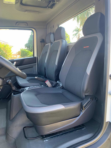 Volkswagen Delivery 6-160