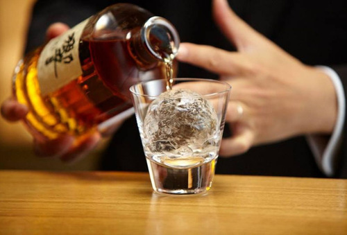 Whisky Blended Japones Hibiki Harmony Master Select 700ml