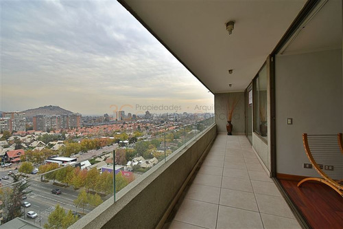 Imagen 8 de 22 de Ultimo Precio / Estacion Metro Tabancura / Costanera