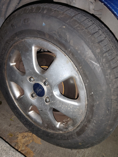 Ford Mondeo 2.5 Ghia V6