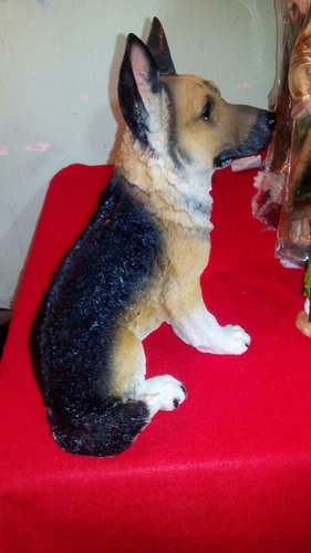 Alcancía Perro Pastor Alemán Artesaní De Resina 32x26x17.5cm