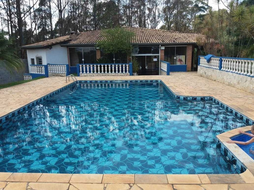5.000 M², Casa Ampla Com 06 Dormitórios, Playground, Piscina
