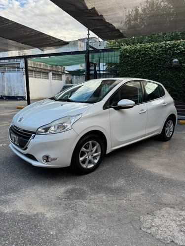 Peugeot 208 1.6 Allure