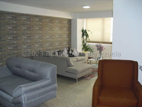 Apartamento A La Venta En San Martin #24-12795 Jose Luis La Roche