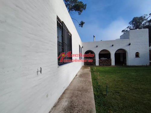 Alquiler Y Venta De Casa De 3 Dormitorios En Venta En Punta Del Este