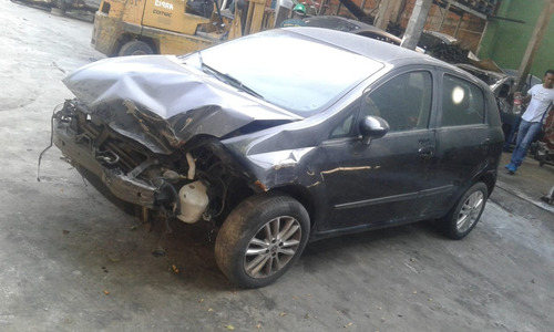 Imagem 1 de 10 de Sucata Fiat Punto 1.4 Flex 2009