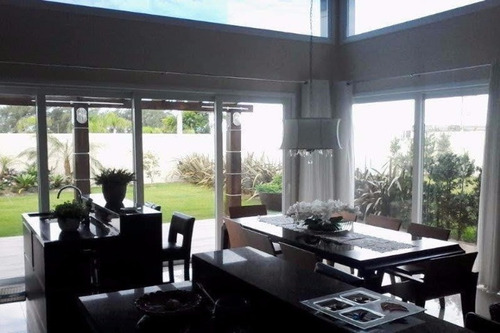 Imagem 8 de 20 de Casa À Venda Em Xangri-lá - Ca01115 - 68094188