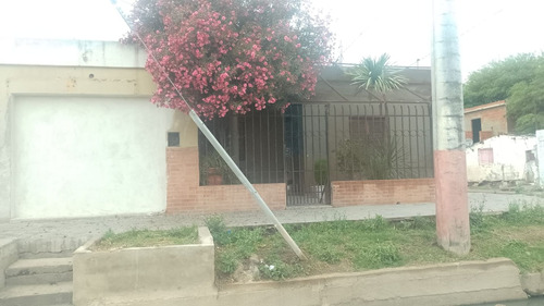  Venta Casa 3 Dormitorios B Hipolito Yrigoyen 