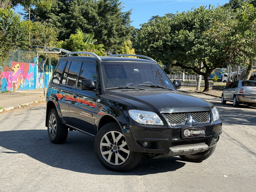 Mitsubishi Pajero TR4 2.0 4x2 Flex Aut. 5p