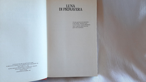Imagen 4 de 7 de Luna Di Primavera Bette Bao Lord Mondadori
