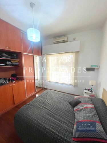 Venta Casa 5 Ambientes Con Parque Y Piscina En Haedo. Excelente Propiedad