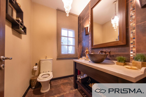 Casa Premium - 4 Dorm - El Bosque