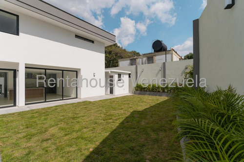 Casa (duplex) En Venta En El Cafetal, Distrito Metropolitano 25-17659