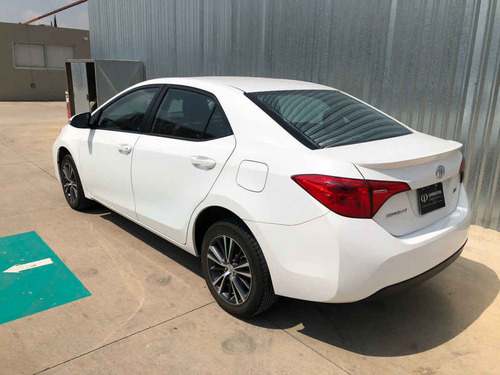 Imagen 3 de 15 de Toyota Corolla 2017 4p Se L4/1.8 Man